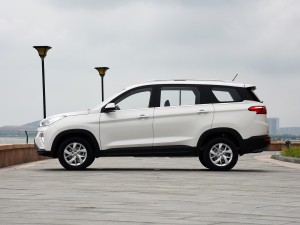 上汽通用五菱 五菱宏光S3 2018款 1.5L 手动豪华型