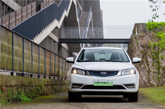 90%占比和禁售燃油车，吉利/长安新能源比野心还是比激进