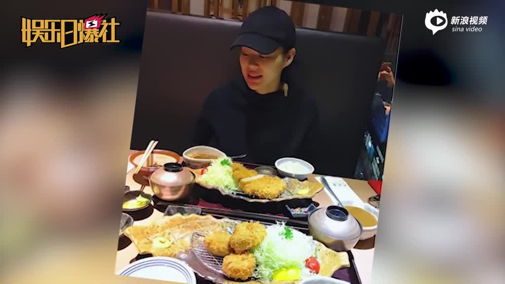 胡杏儿与老公约会