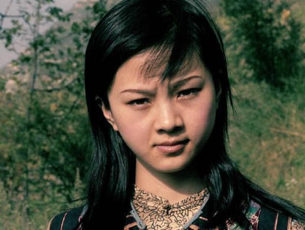 一夜爆红万人追捧,演戏10年最火的却是全民笑骂的《抗日奇侠》