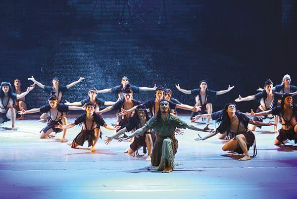 父亲所生的大禹,曾被上古灵兽护持三年,是一种上百斤的巨蛇?