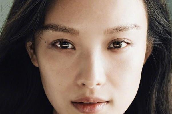 拥有泪痣的女星,蒋依依上榜,网友:她们真的都好美