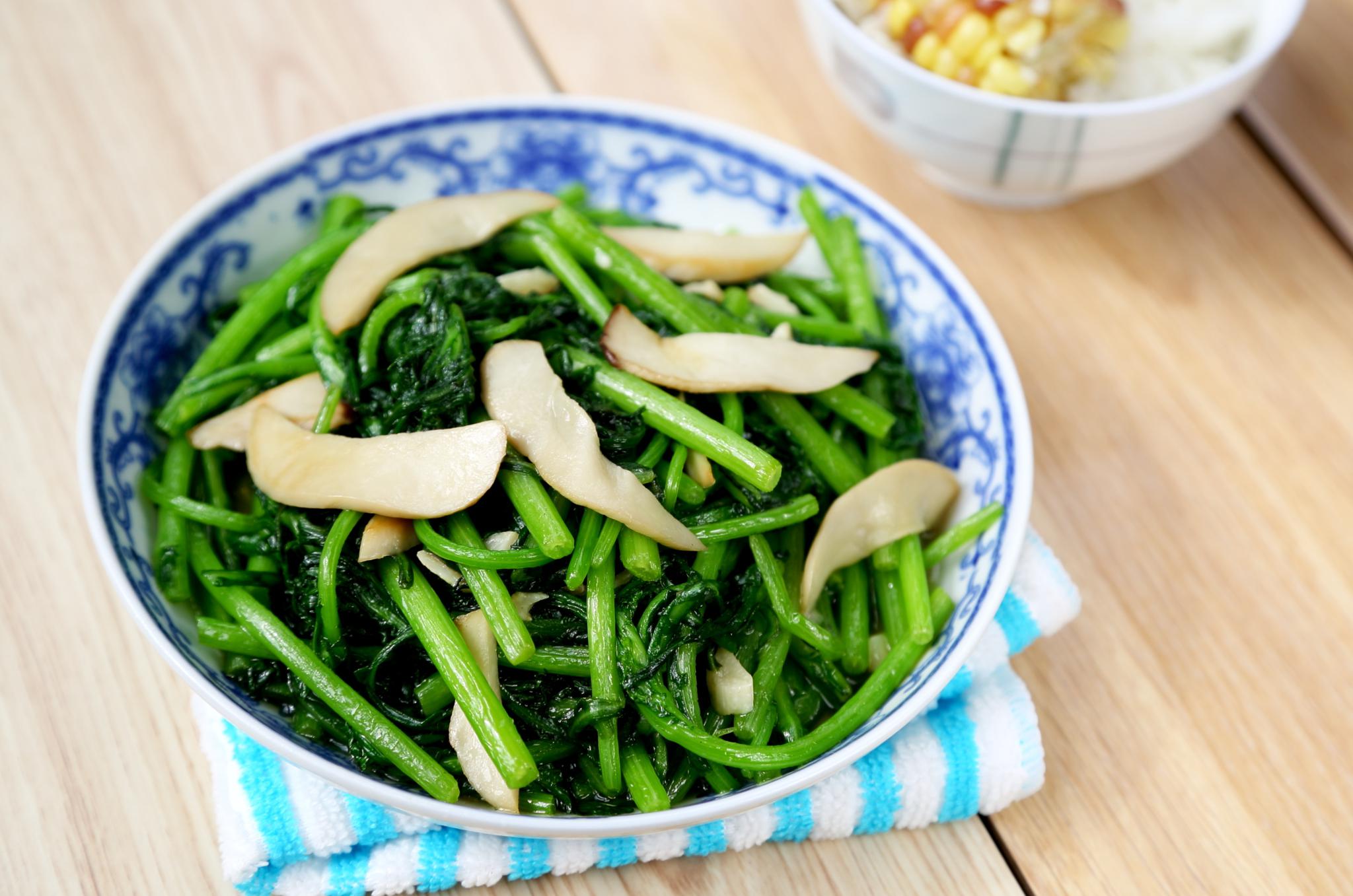 它叫"皇帝菜",咱家隔天炒一盘,利肠胃降血脂,增强免疫力