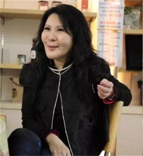 67岁李丽凤患癌逝世!琼瑶金牌配角!曾击败赵雅芝夺得金钟视后!