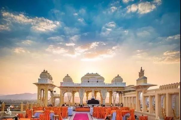 印度马云嫁女儿壕无人性!请碧昂斯到家里唱歌