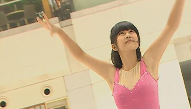 小黑魔仙严莉莉化身甜美妖精参加超新星全运会,网友:被她萌化了