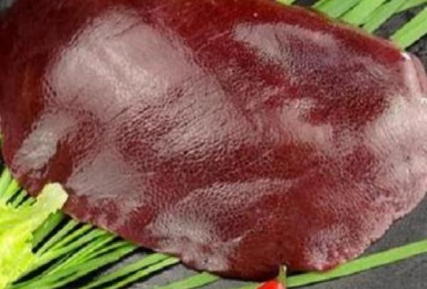 现在的孩子学习压力很大,而且孩子还容易贫血,就更应该多吃猪肝了,不