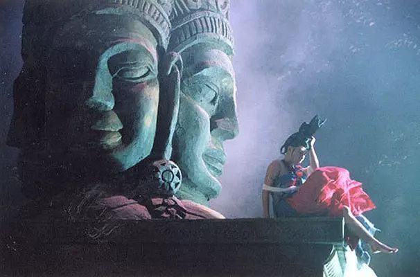 这部电影就是2001年上映的「蜀山传」.