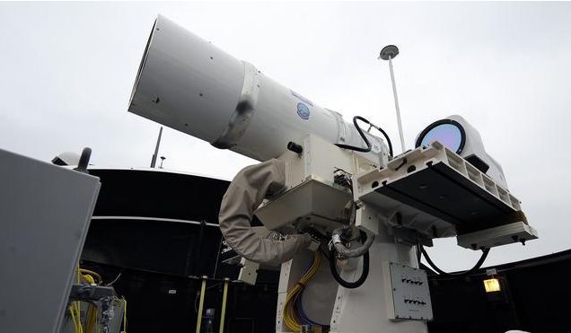 中国激光武器上千次打靶全部成功,却传来一个不幸消息