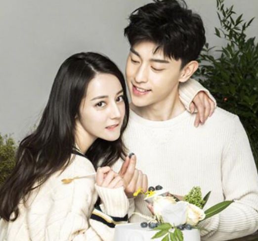 邓伦又有新"恋情"了,八个字引网友纷纷猜疑,应采儿神预言?