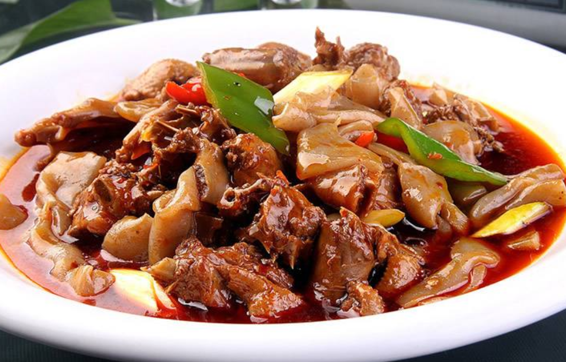 魔芋烧鸭正宗做法,魔芋软嫩入味鸭肉好吃不腥,越吃越上瘾