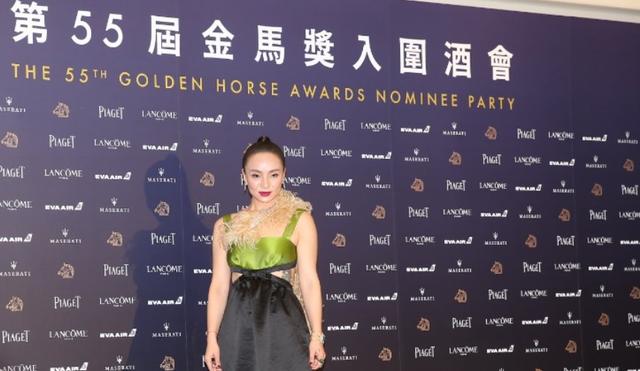 在港片《三夫》中有非常大胆演出的大陆女演员曾美慧孜,被认为是影后