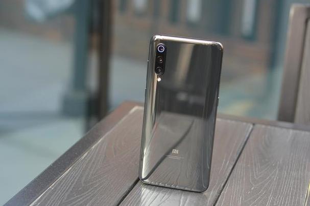 雷军再次发飙,小米9不用抢了,直接现货!