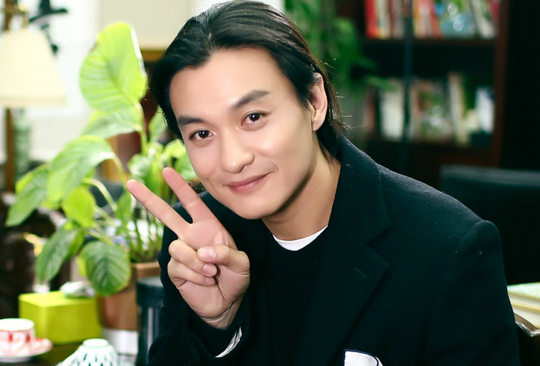 周一围为什么不晒朱丹和孩子?本人这样回应