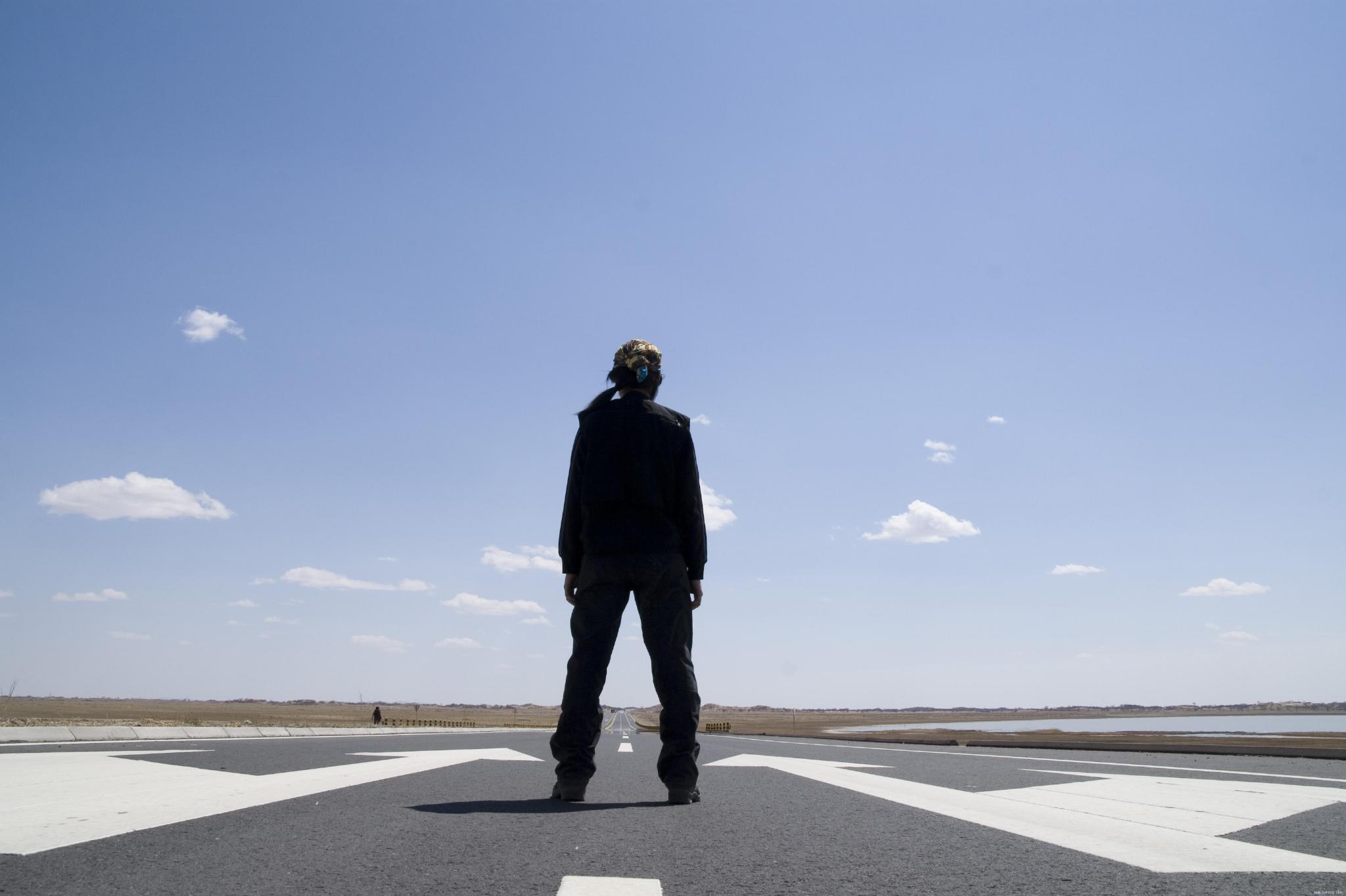 为何许多人很勤奋却仍然生活在社会底层?两万多网友的回答扎心了!