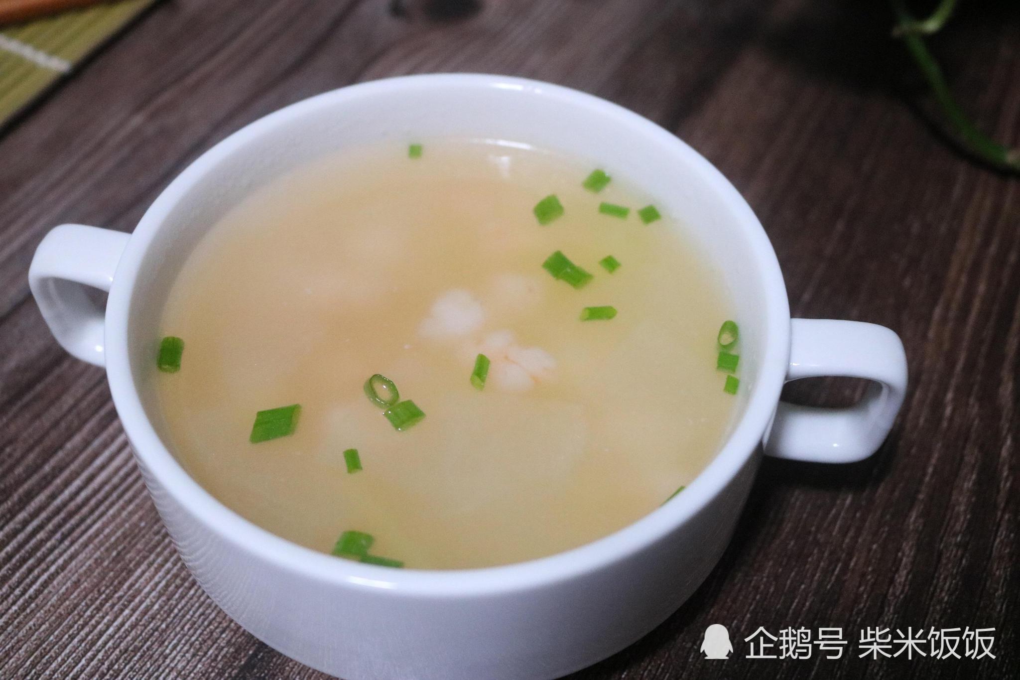 这个汤秋季喝最适宜,预防上火,增强抵抗力,我家每周必做!