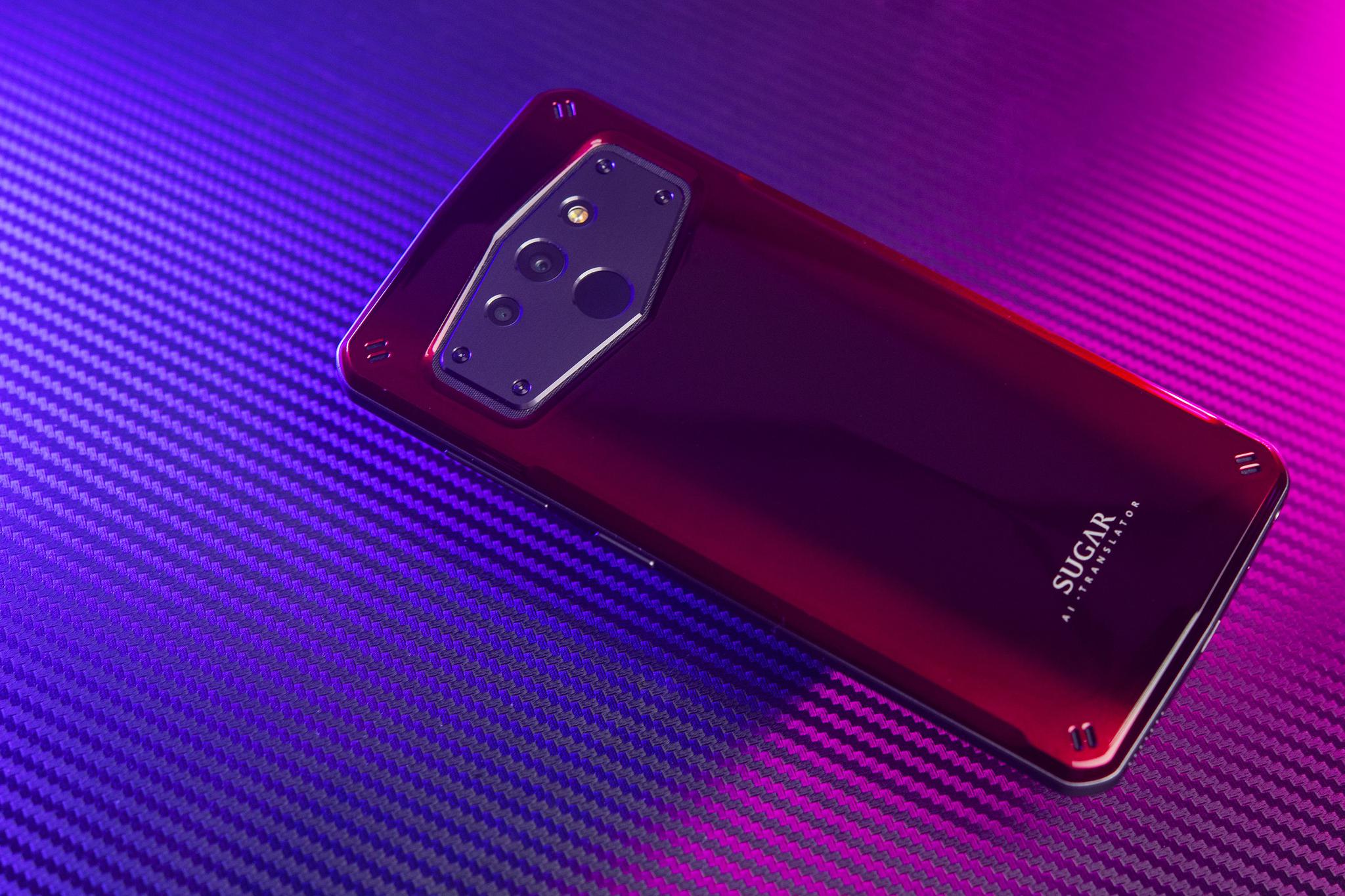 感受超跑的澎湃激情糖果电霸手机c21图赏