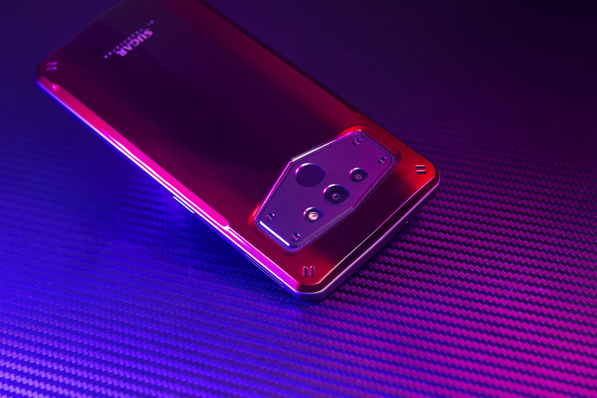 感受超跑的澎湃激情糖果电霸手机c21图赏