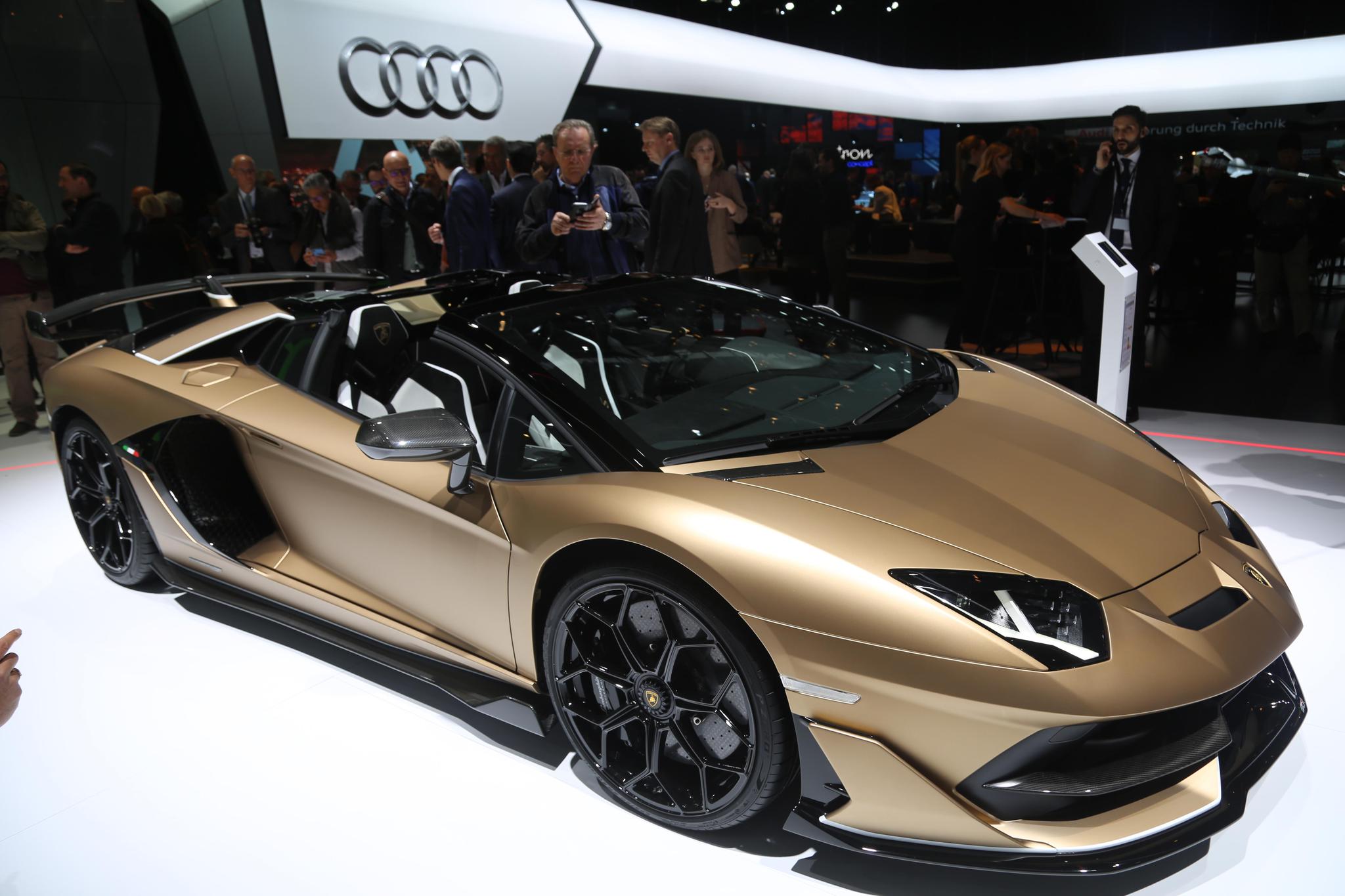 阿斯顿马丁概念车宾利纪念版兰博基尼敞篷版顶级名车你选谁