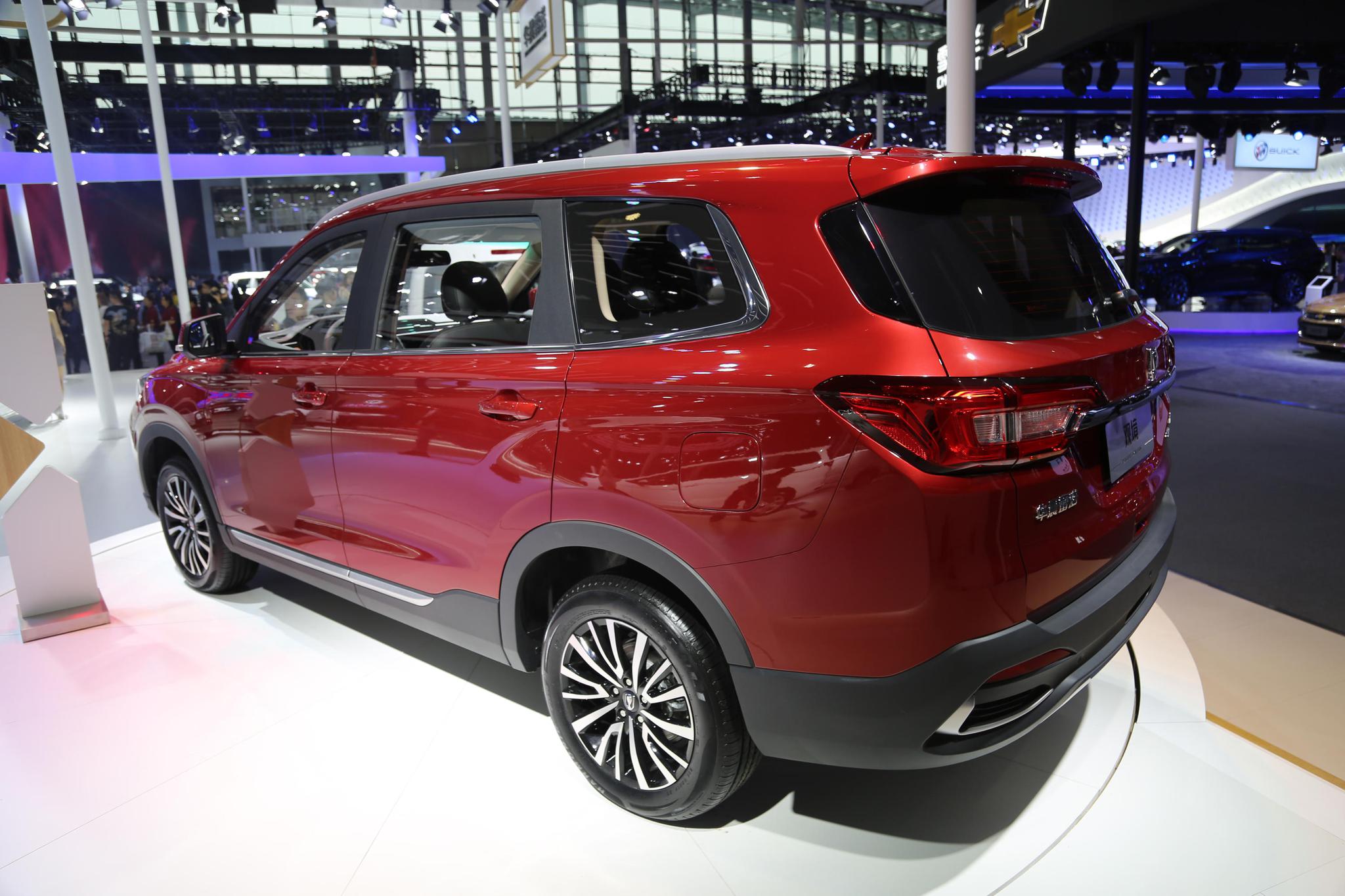 华晨雷诺观境10万级别精品智能suv广州车展首发实拍