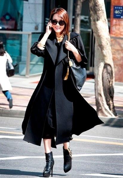 第四位:朴根滢 80岁自封为韩国演艺界"浪漫主义代表" ,总是端庄的2:8