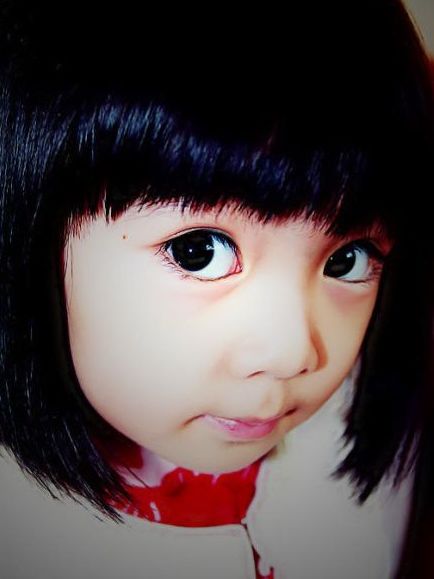 徐峥女儿近照曝光徐小宝长相引争议网友像极了徐峥