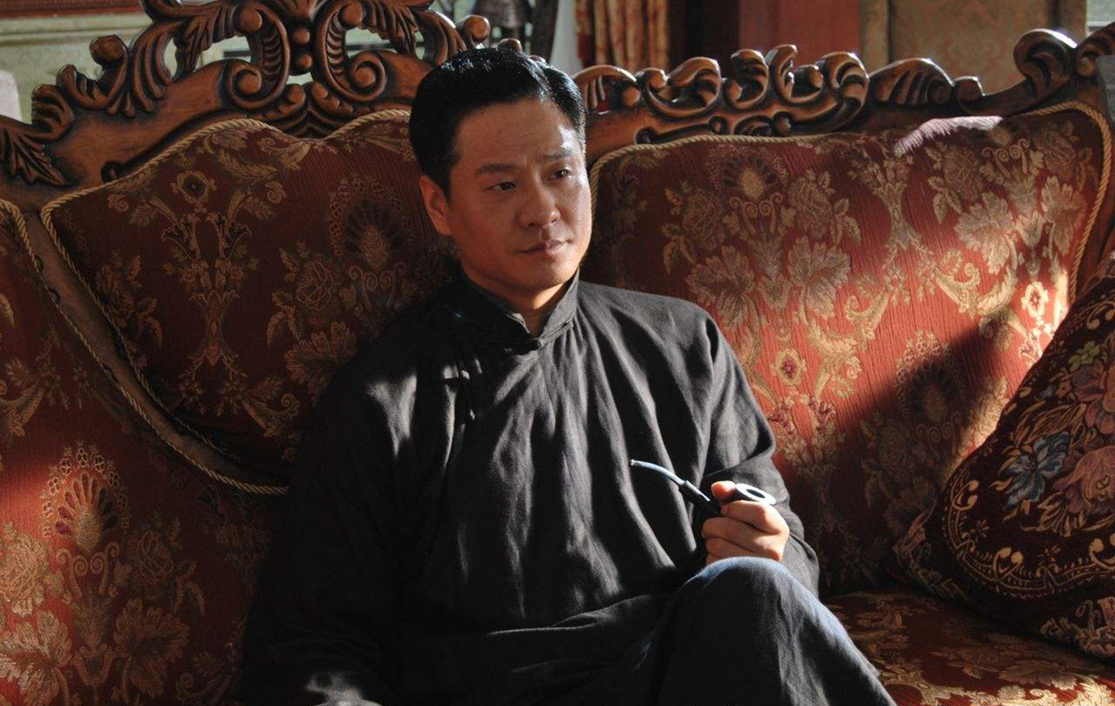 为了娶小三,宁愿净身出户也要离婚,却因出轨导致自己无戏可拍|连奕名