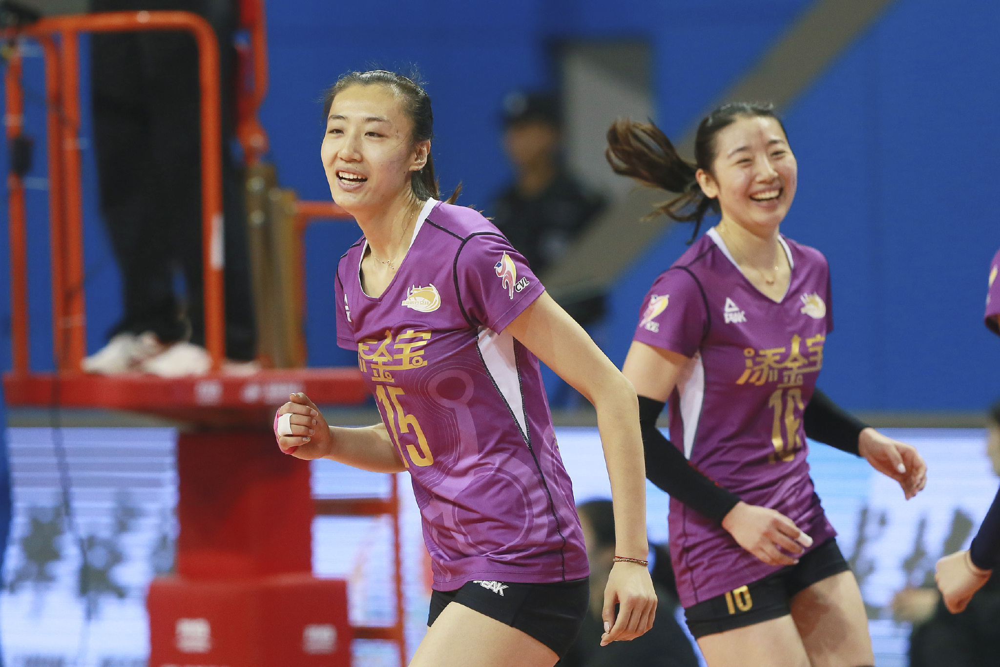 天津女排的排超元年:青春风暴来袭 冠军底蕴犹存