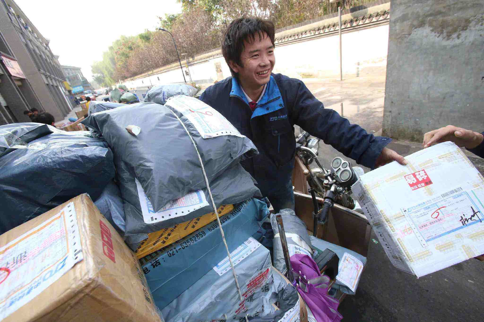 快递潮来袭!双11后,南充剁手党已收快递910万件,人均收件1.2个