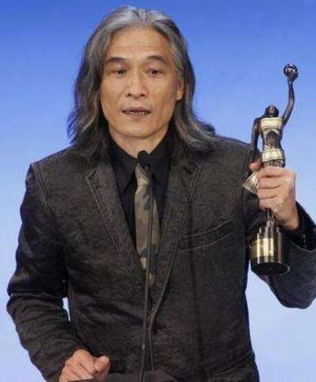 潘源良最终另娶,李丽珍痴等他2年无果患忧郁症,美女为何爱丑男