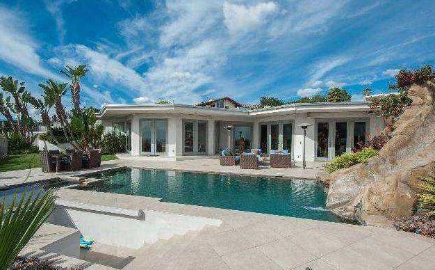 带你看看冯小刚深山里的豪宅有个露天泳池装修费用至少几千万