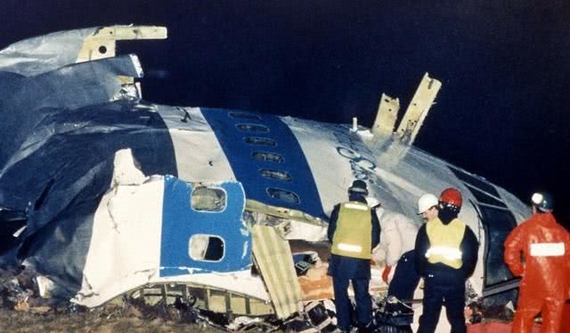 座公司正好就是在世贸大楼里面,1988年的时候,瑞斯就遇见过洛克比空难