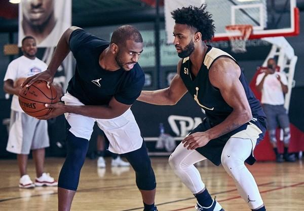 NBA球员打野球更好看？控卫保罗运球进攻，跟平时差别太大了！|野球|球员|保罗_新浪新闻
