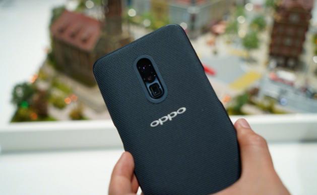 4月就发,百万供货oppo新机,后置亮了!__财经头条