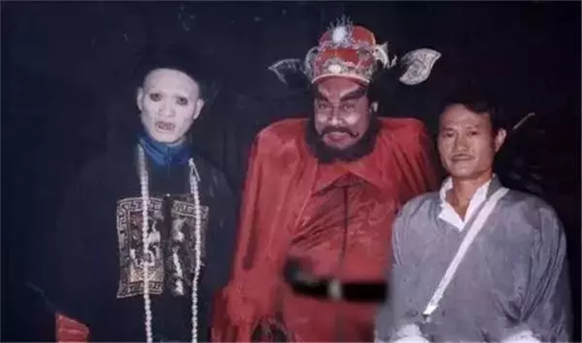 24年过去了,《僵尸道长》8位演员现状?第6位曾是麻油王子