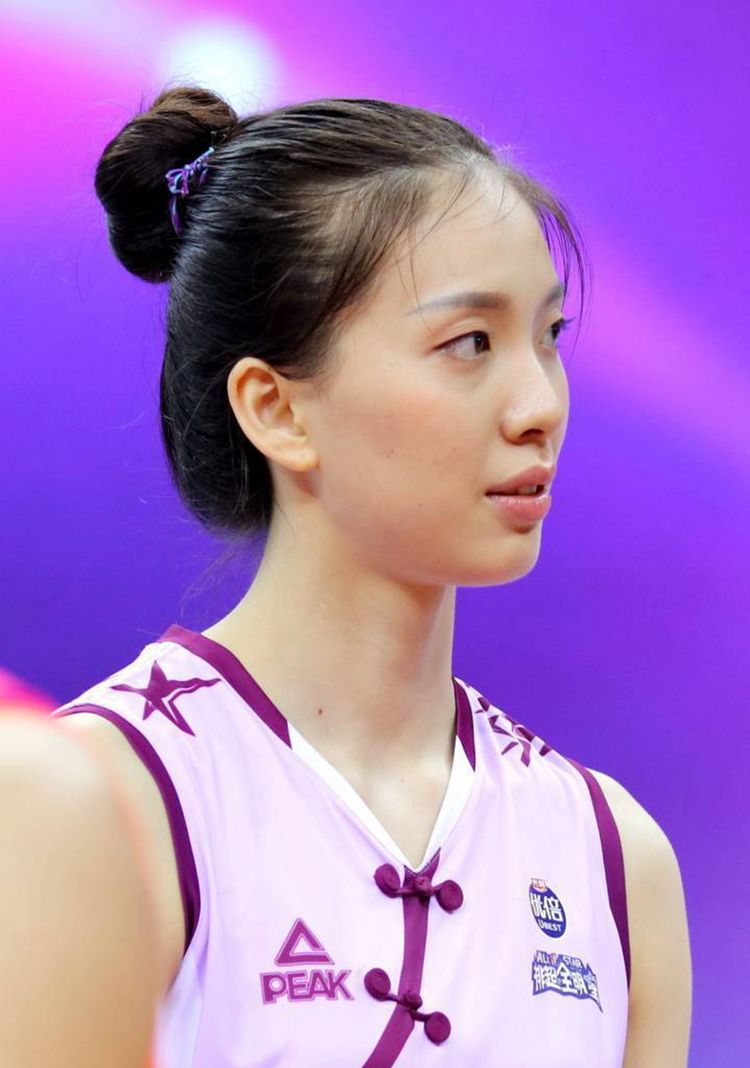 被称为女排天才,曾被陈忠和称赞天赋,现23岁美丽动人|郑益昕|陈忠和