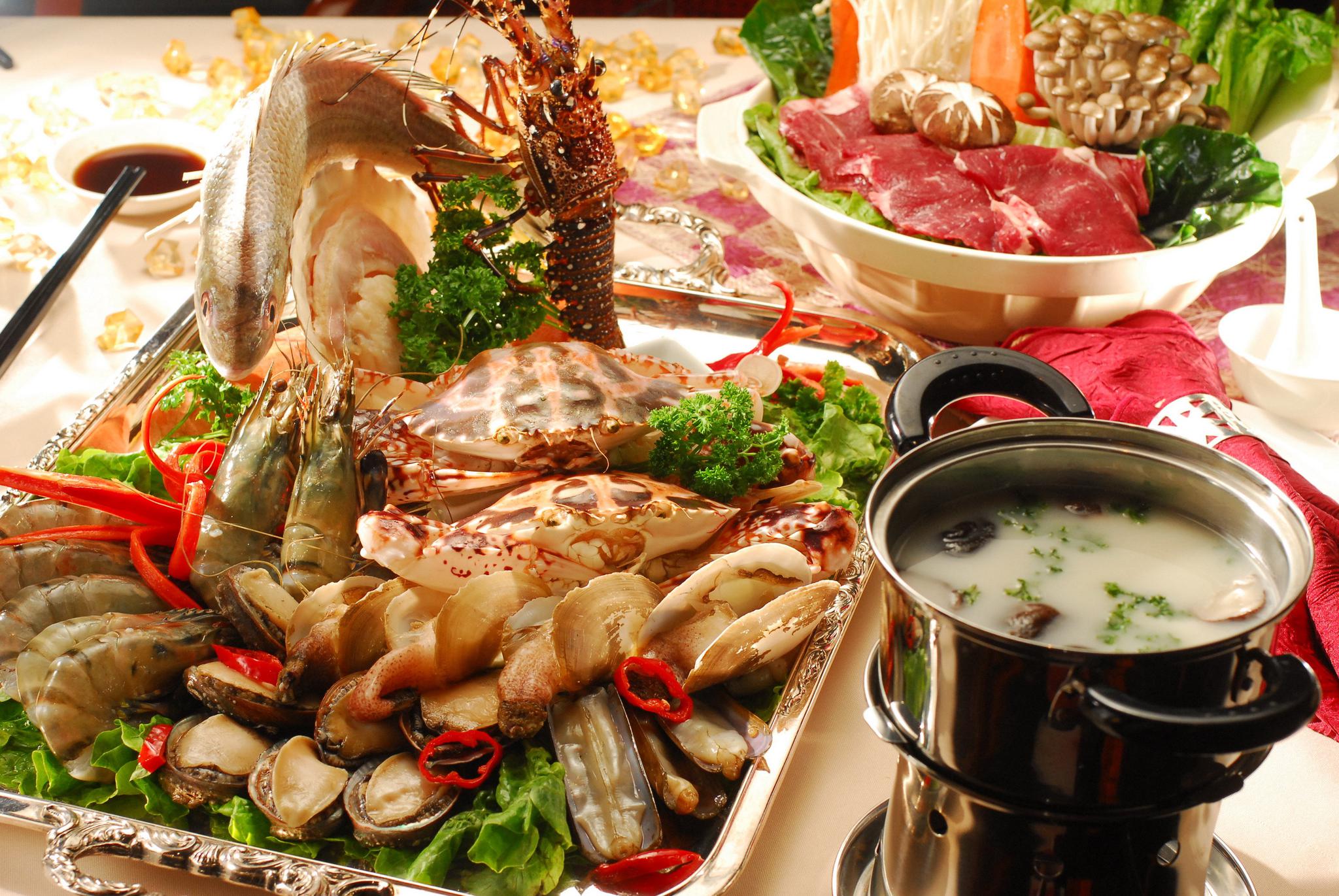 餐饮加盟生意怎么样?侠客捞小海鲜不能错过的好商机