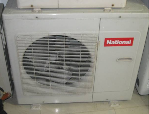 越来越多人这样装空调外机,太聪明了,回家我也要这样学