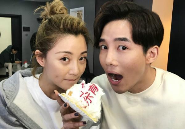 感情不顺离过婚40岁殷桃近日晒照好身材依旧活力四射宛如少女