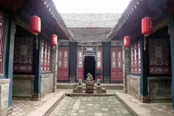 中国最大的地主老财大院乔家大院和王家大院自叹不如就在陕西