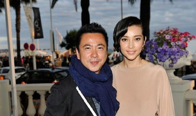 这话说的也太直接了,不过这些话王中磊的老婆王晓蓉却似乎并不怎么理
