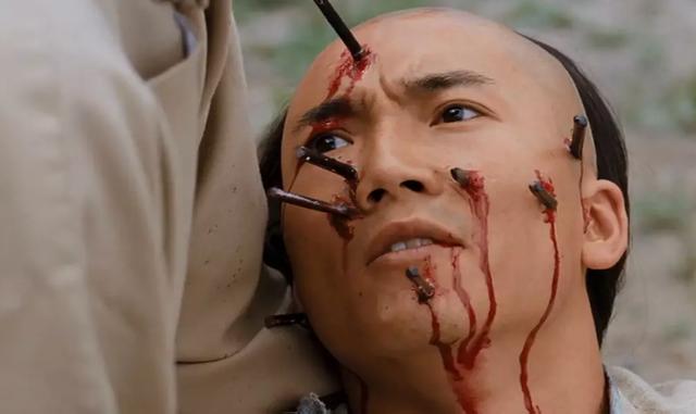 洪金宝导演生涯中的2次坎坷经历打造了2部神作事业却陷入低谷