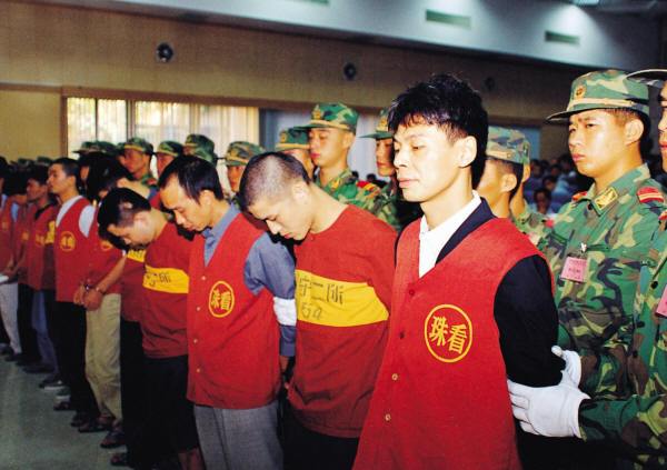 他是张子强的军师,43岁干上亿大案,出狱后又因一罪行被逮捕!