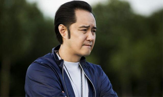 曾在大街摆地摊,全靠张国立提携,如今靠着《人民名义》走红!