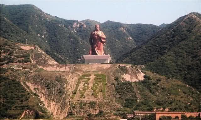 关羽的墓一千多年无人盗掘,盗墓贼看见坟墓形状,就吓得瑟瑟发抖