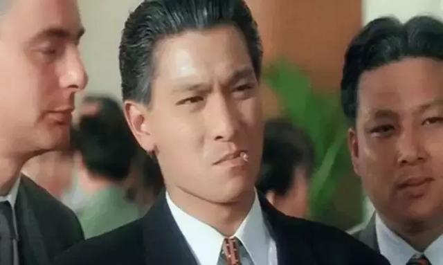 曾是香港四大探长之首, 一手遮天称霸香港, 最后安享晚年