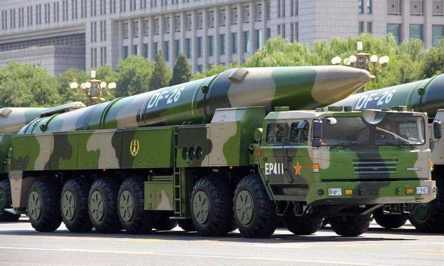 东风26导弹现身高原意味深长 专家:威慑力空前