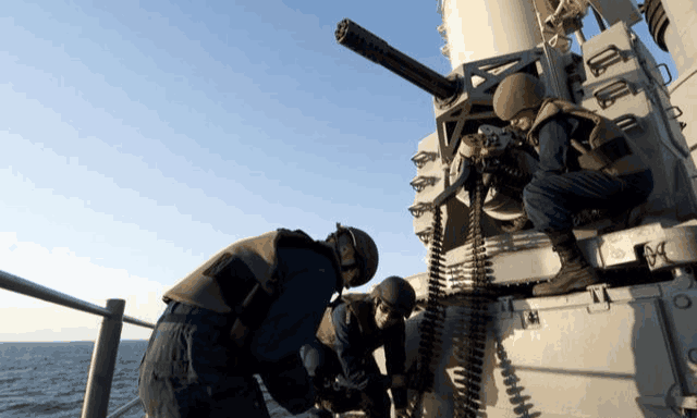 中国的730型近防炮的射击速度在每分钟1200发,但是备弹只有640发