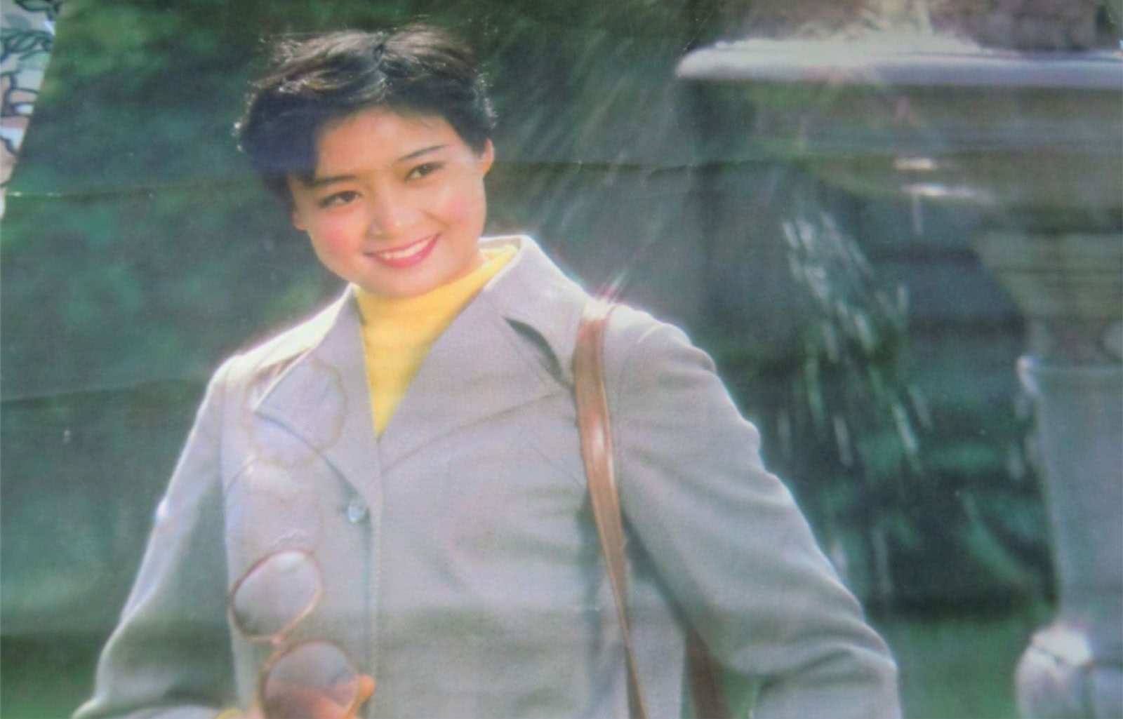 葛优曾暗恋她数年,因出国深造和丈夫离婚,如今61岁依旧单身