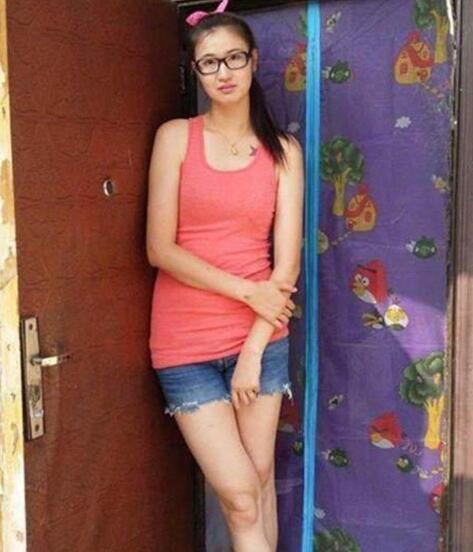 1米97篮球国手,嫁农村小伙,公婆怕撞到头拆门,如今很幸福|梁天云|王